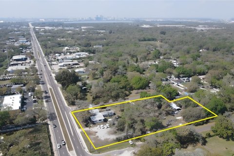 Immobilier commercial à Tampa, Floride № 2082291