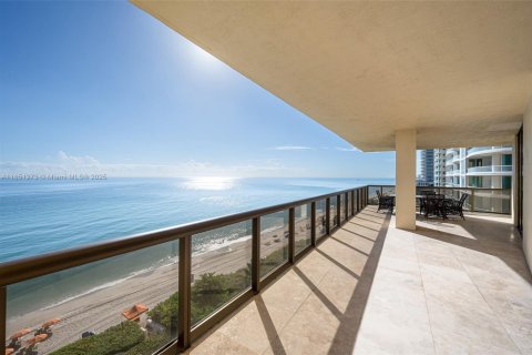 Condo in Sunny Isles Beach, Florida, 4 bedrooms  № 1874938 - photo 4