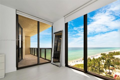 Condo in Sunny Isles Beach, Florida, 4 bedrooms  № 1874938 - photo 7