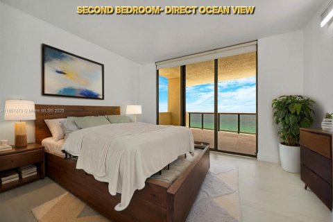 Condo in Sunny Isles Beach, Florida, 4 bedrooms  № 1874938 - photo 12