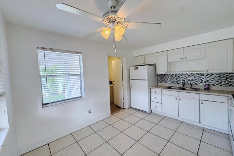 Appartement à louer à Dania Beach, Floride: 2 chambres, 102.19 m2 № 2292101 - photo 3