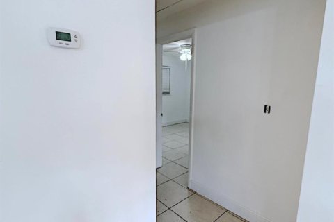 Appartement à louer à Dania Beach, Floride: 2 chambres, 102.19 m2 № 2292101 - photo 9