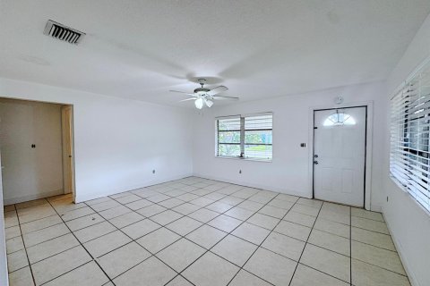 Appartement à louer à Dania Beach, Floride: 2 chambres, 102.19 m2 № 2292101 - photo 5