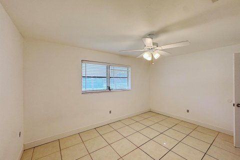 Appartement à louer à Dania Beach, Floride: 2 chambres, 102.19 m2 № 2292101 - photo 11