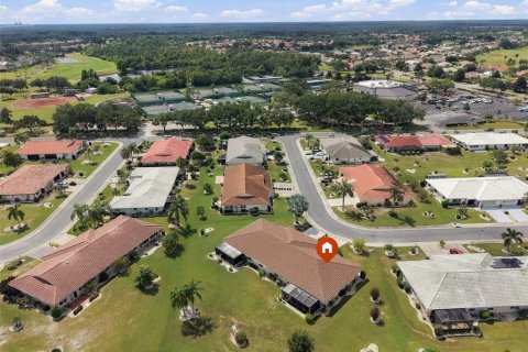 Villa ou maison à vendre à Sun City Center, Floride: 2 chambres, 172.52 m2 № 2413491 - photo 4