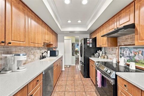 Villa ou maison à vendre à Sun City Center, Floride: 2 chambres, 172.52 m2 № 2413491 - photo 23