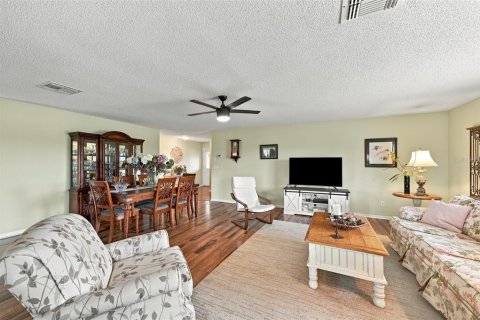 Villa ou maison à vendre à Sun City Center, Floride: 2 chambres, 172.52 m2 № 2413491 - photo 12