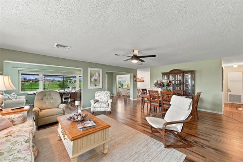 Villa ou maison à vendre à Sun City Center, Floride: 2 chambres, 172.52 m2 № 2413491 - photo 13