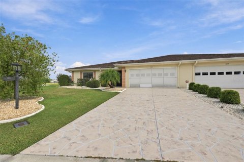 Villa ou maison à vendre à Sun City Center, Floride: 2 chambres, 172.52 m2 № 2413491 - photo 2