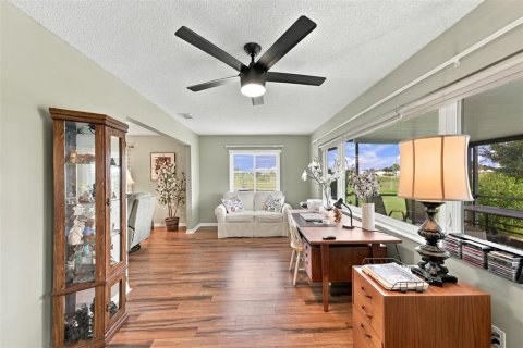 Villa ou maison à vendre à Sun City Center, Floride: 2 chambres, 172.52 m2 № 2413491 - photo 16