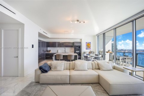 Copropriété à vendre à Miami, Floride: 2 chambres, 150.97 m2 № 2153378 - photo 6