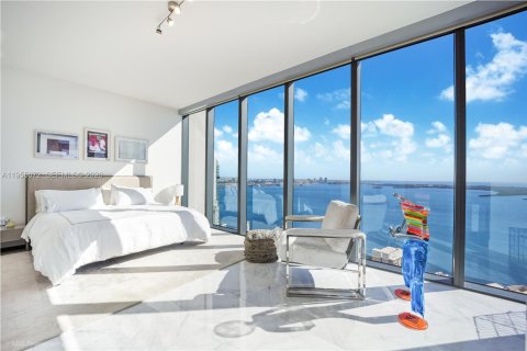 Copropriété à vendre à Miami, Floride: 2 chambres, 150.97 m2 № 2153378 - photo 9