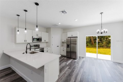 House in Ocala, Florida 4 bedrooms, 173.26 sq.m. № 1880964 - photo 8