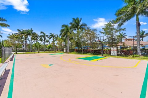 Casa en alquiler en Homestead, Florida, 5 dormitorios, 232.26 m2 № 2075791 - foto 7