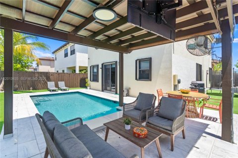 Casa en alquiler en Homestead, Florida, 5 dormitorios, 232.26 m2 № 2075791 - foto 4