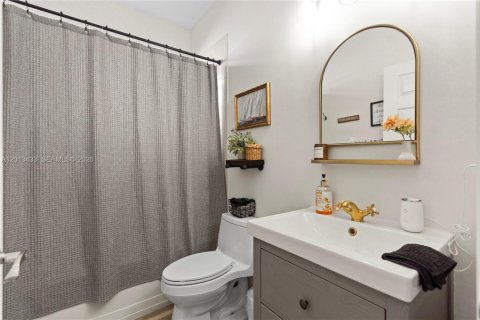 Casa en alquiler en Homestead, Florida, 5 dormitorios, 232.26 m2 № 2075791 - foto 20