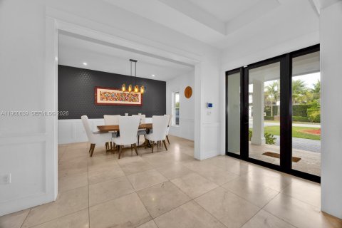Casa en venta en Miami, Florida, 4 dormitorios, 301.75 m2 № 2029075 - foto 7