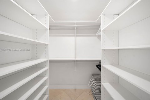 Copropriété à louer à Miami Beach, Floride: 1 chambre, 109.16 m2 № 1863294 - photo 17