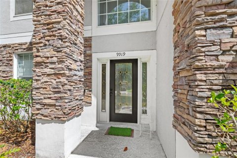 House in Orlando, Florida 4 bedrooms, 199.65 sq.m. № 1736472 - photo 3