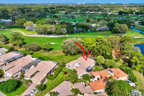 Villa ou maison à vendre à Boynton Beach, Floride: 3 chambres, 248.89 m2 № 1104337 - photo 1