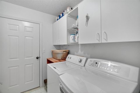 Casa en venta en Summerfield, Florida, 3 dormitorios, 139.17 m2 № 1887113 - foto 24