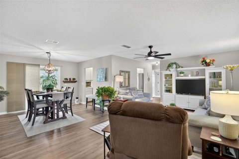 Casa en venta en Summerfield, Florida, 3 dormitorios, 139.17 m2 № 1887113 - foto 8