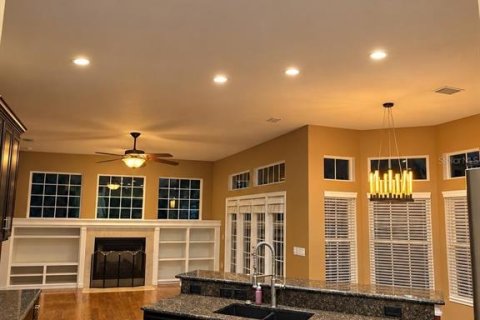 House in Gainesville, Florida 4 bedrooms, 222.69 sq.m. № 2389461 - photo 7