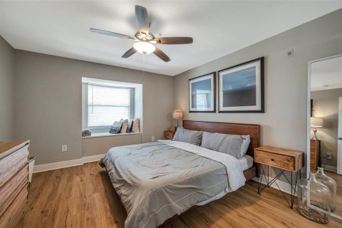 Condo in Clearwater, Florida, 3 bedrooms  № 1677762 - photo 19