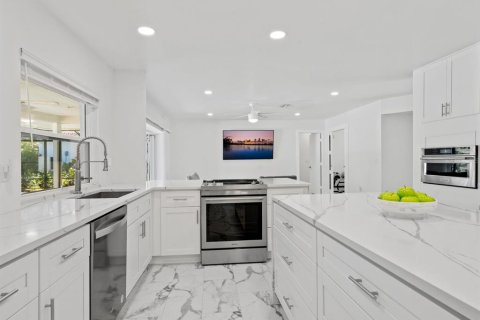 Villa ou maison à vendre à Osprey, Floride: 3 chambres, 212.1 m2 № 1659873 - photo 9