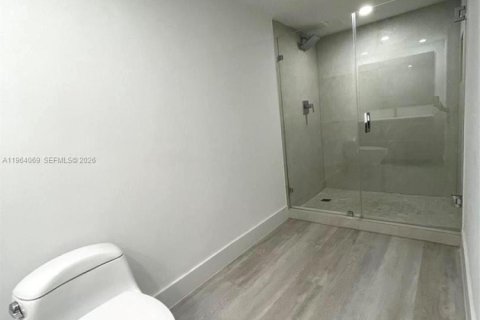 Condo in Key Biscayne, Florida, 2 bedrooms  № 2026737 - photo 6