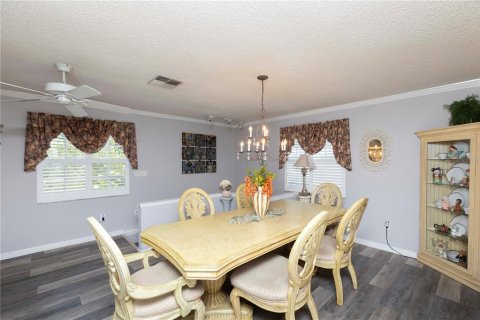 Condo in New Port Richey, Florida, 2 bedrooms  № 1918140 - photo 19