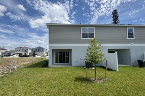 Touwnhouse à louer à Eustis, Floride: 4 chambres, 176.33 m2 № 2156497 - photo 16