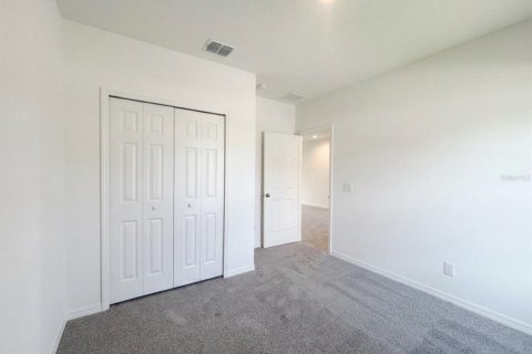 Touwnhouse à louer à Eustis, Floride: 4 chambres, 176.33 m2 № 2156497 - photo 13