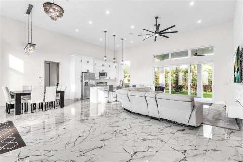 Villa ou maison à louer à Palm Coast, Floride: 3 chambres, 180.32 m2 № 2418548 - photo 7