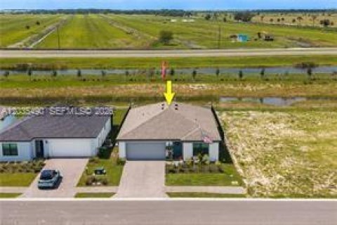 House in LaBelle, Florida 3 bedrooms № 2086961 - photo 29