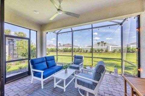 Duplex in Bradenton, Florida 2 bedrooms, 144.74 sq.m. № 1745125 - photo 23