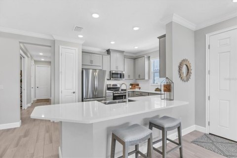 Duplex in Bradenton, Florida 2 bedrooms, 144.74 sq.m. № 1745125 - photo 9