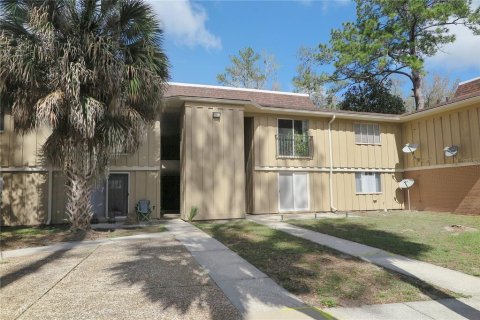Condo in Gainesville, Florida, 2 bedrooms № 2143033 - photo 3