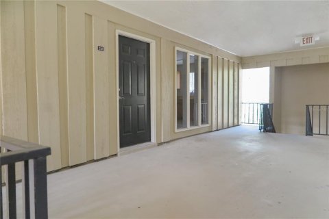 Condo in Gainesville, Florida, 2 bedrooms № 2143033 - photo 5