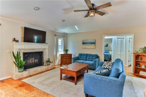 Casa en venta en Beverly Hills, Florida, 3 dormitorios, 196.4 m2 № 1608663 - foto 16