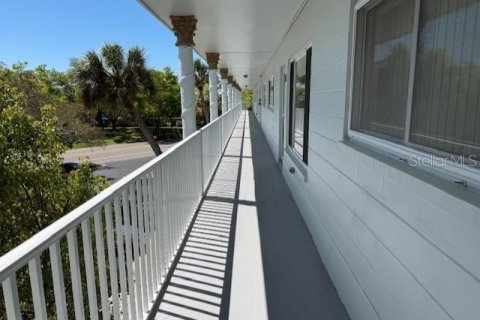 Copropriété à louer à Clearwater, Floride: 2 chambres, 130.06 m2 № 2113571 - photo 5