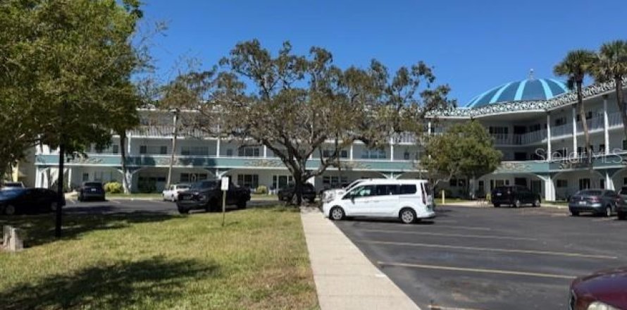 Condo à Clearwater, Floride, 2 chambres  № 2113571