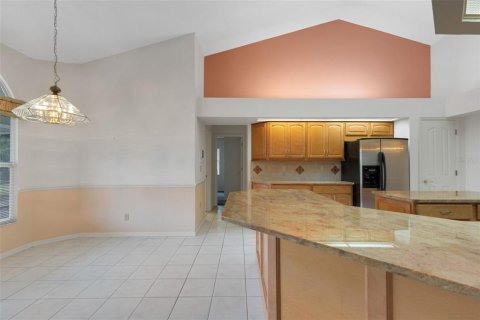 House in Lakeland, Florida 4 bedrooms, 262.82 sq.m. № 1883976 - photo 12