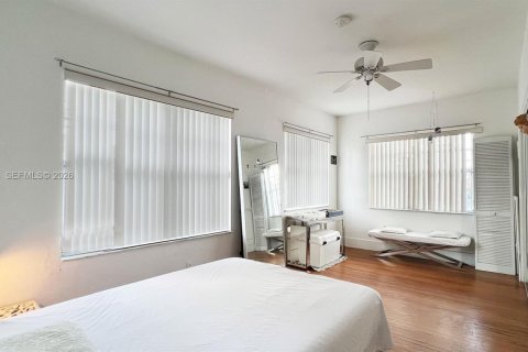 Condo in Miami Beach, Florida, 1 bedroom  № 2044508 - photo 5