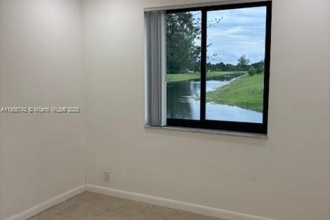 Condo in Coral Springs, Florida, 2 bedrooms  № 1963280 - photo 18