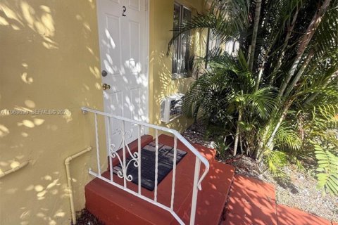 Villa ou maison à vendre à Hollywood, Floride: 4 chambres, 166.11 m2 № 2025456 - photo 14