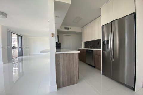 Copropriété à louer à Aventura, Floride: 2 chambres, 126.44 m2 № 1956433 - photo 9