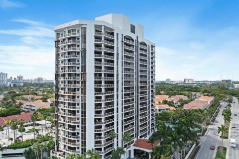 Condo in Aventura, Florida, 2 bedrooms № 1968423 - photo 19