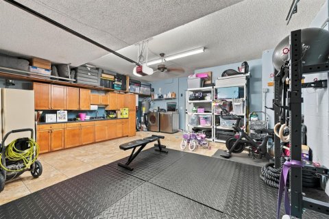 House in Coral Springs, Florida 3 bedrooms, 200.67 sq.m. № 2428444 - photo 28