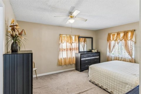 Villa ou maison à vendre à Deltona, Floride: 3 chambres, 108.51 m2 № 2437166 - photo 12
